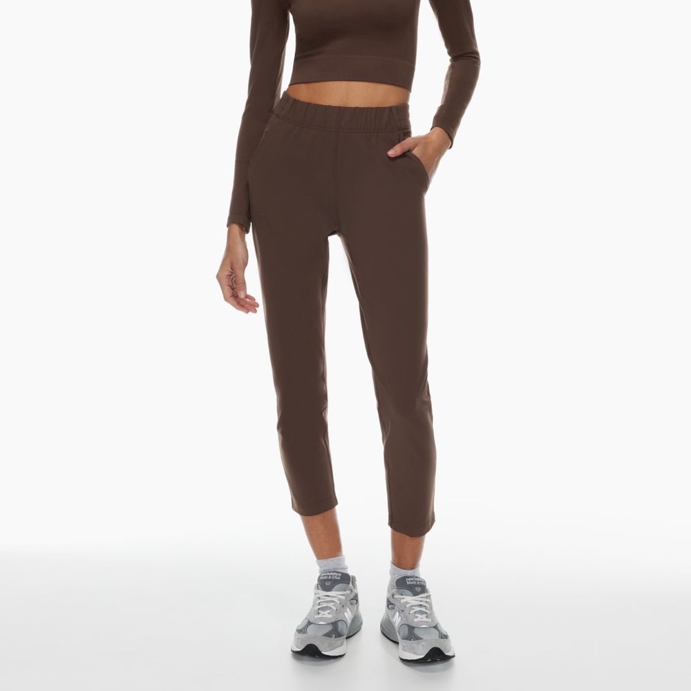 Aritzia Babaton Weekender Pant NWT